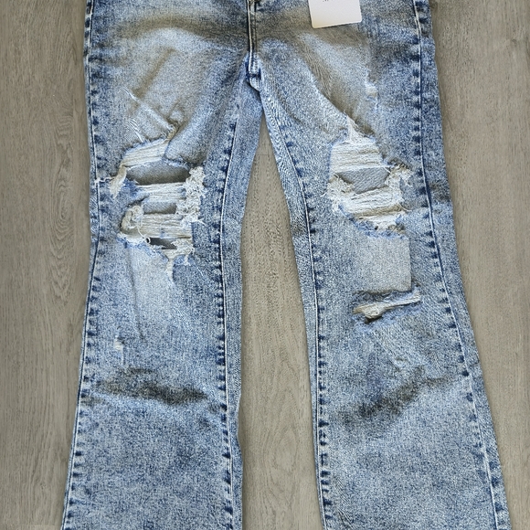 Risen Jeans Light Blue Acid Wash Distresses Flare Jeans - Picture 5 of 8